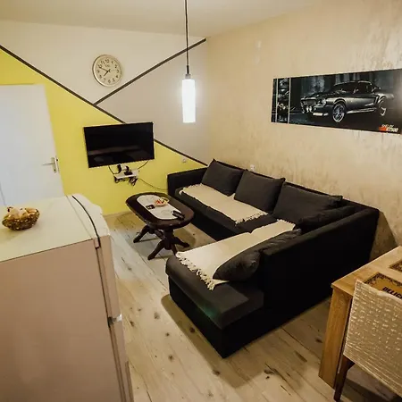 Mm Apartman Valjevo Exterior photo